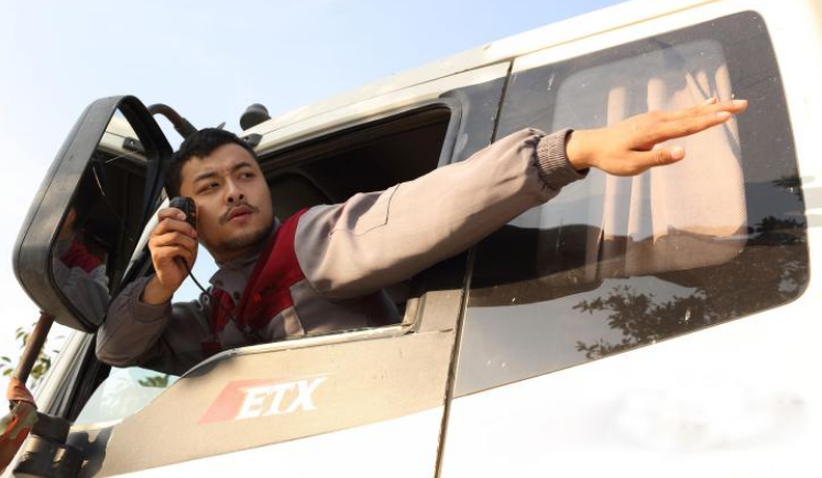 車載對講機使用地網(wǎng)天線可以降低駐波嗎？